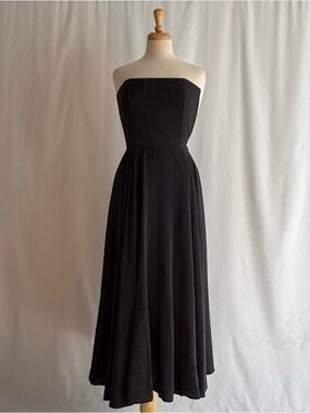 Vintage 1990s ANN TAYLOR Black Silk Full Skirt Strapless Dress / 26 waist